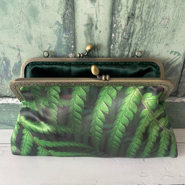 Green Ferns Satin 8 Inch Sew-In Bronze Clasp Purse Frame Clutch Bag