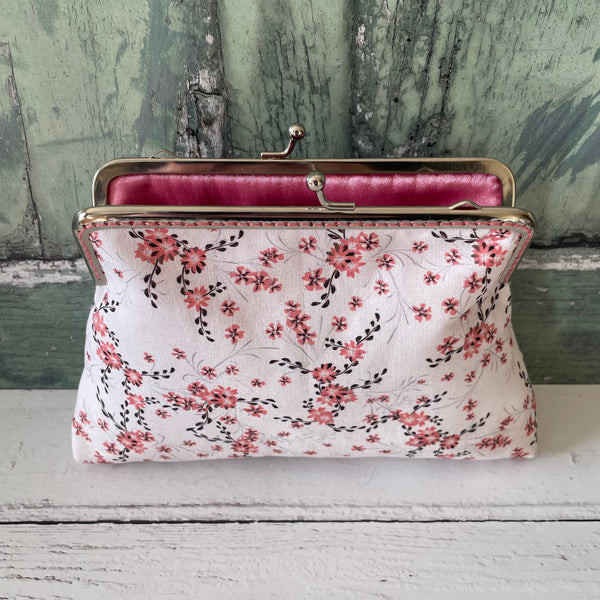 White Coral Pink Floral Cotton 5.5 Inch Silver Clasp Purse Frame Clutch Bag