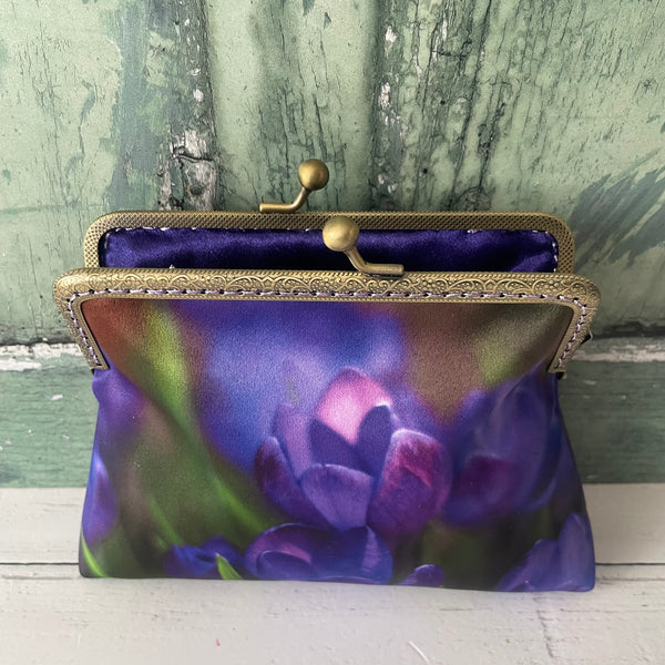 Spring Purple Crocus Floral Satin 5.5 Inch Bronze Clasp Purse Frame Clutch Bag