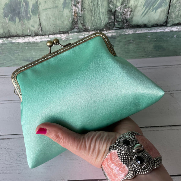 Light Mint Green Satin 5.5 Inch Sew In Clasp Purse Frame Clutch Bag