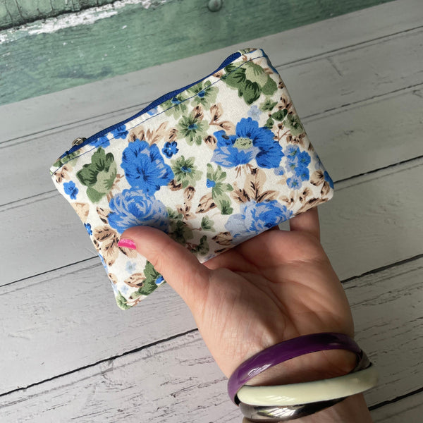 Retro Blue Roses Floral Cotton Zip Coin Purse  Pouch