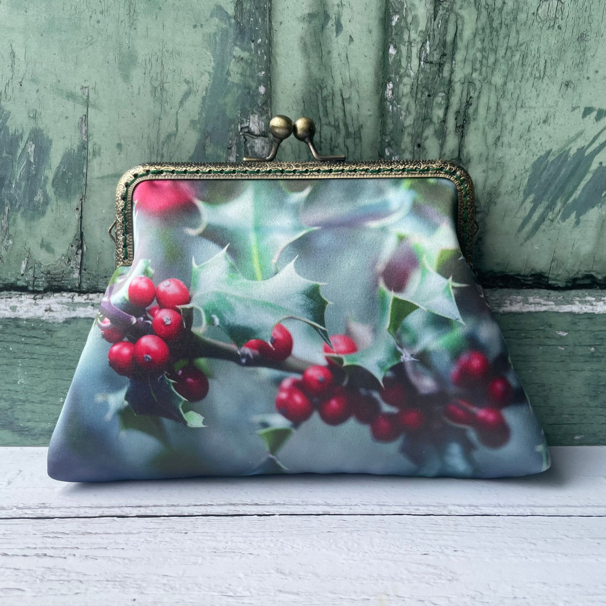 Winter Christmas Holly Satin 5.5 Inch Clasp Purse Frame Clutch Bag