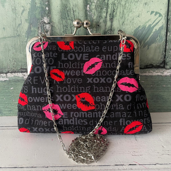 Lips Kisses Cotton 5.5 Inch Silver Clasp Purse Frame Clutch Bag