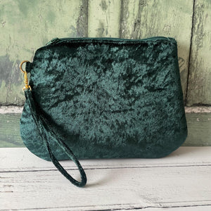 Dark Green Crushed Velvet Zipper Wristlet Clutch Bag